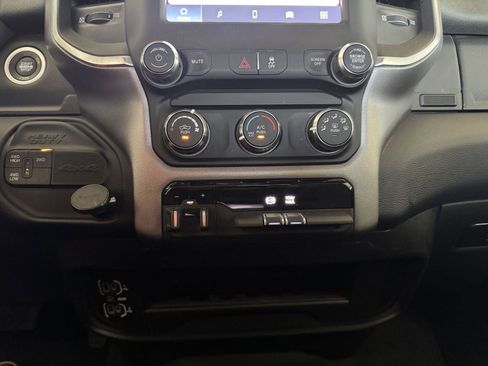 Used 2024 RAM 3500 Big Horn AWD/4WD image 15