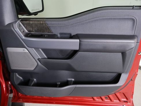 Used 2021 Ford F150 Lariat image 14