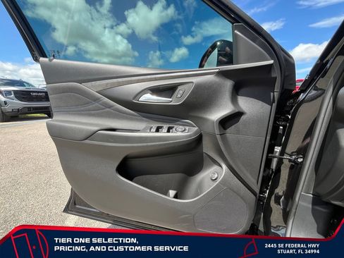 Used 2025 Buick Envista Sport Touring w/ Convenience II Package FWD image 23