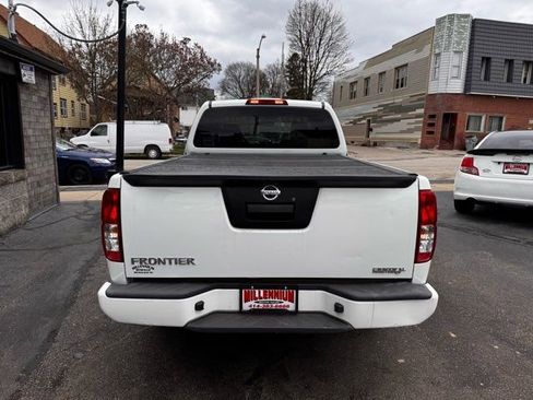 Used 2017 Nissan Frontier S image 5