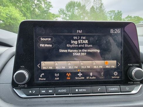 Used 2024 Nissan Rogue SV image 19