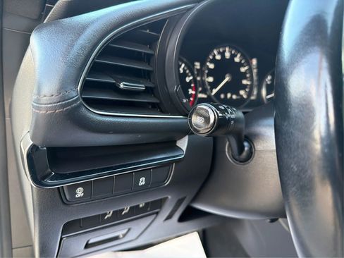 Used 2021 MAZDA MAZDA3 s FWD image 18