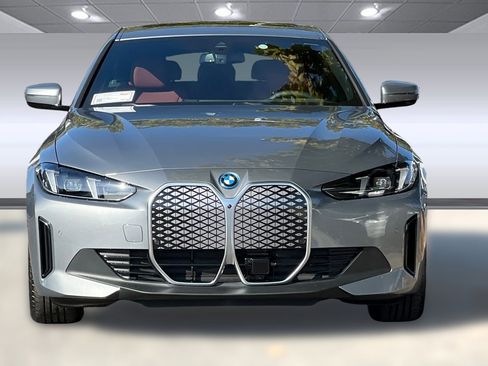 Used 2025 BMW i4 eDrive40 w/ Premium Package image 5