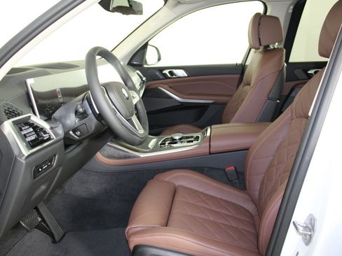 New 2026 BMW X7 xDrive40i image 24