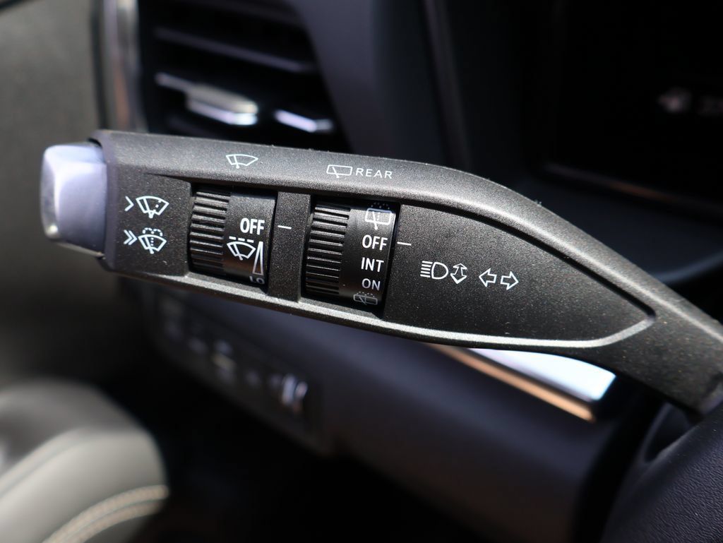 New 2027 GMC Terrain Elevation w/ Elevation Premium Package AWD/4WD image 37