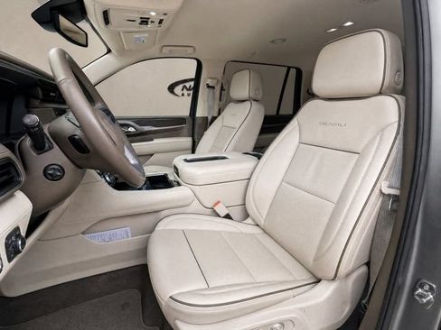 Used 2024 GMC Yukon Denali RWD image 16