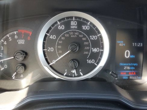 Used 2022 Toyota Corolla LE image 8