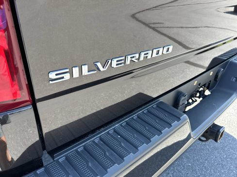 Used 2019 Chevrolet Silverado 1500 RST w/ All-Star Edition AWD/4WD image 10