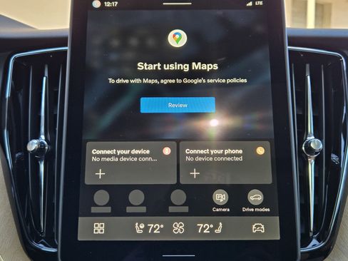 New 2026 Volvo XC60 T8 Plus w/ Protection Package Premier image 19