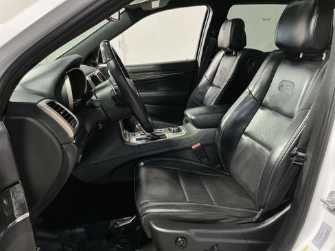 Used 2017 Jeep Grand Cherokee Overland image 21