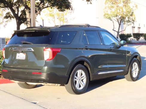 Used 2022 Ford Explorer XLT image 15