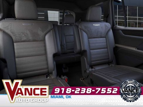 New 2026 GMC Acadia Denali Ultimate image 17