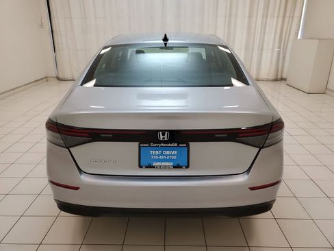 Certified 2025 Honda Accord SE image 28