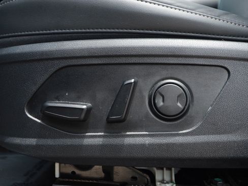 Used 2023 Kia Sorento S w/ Panoramic Sunroof Package FWD image 21