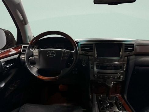 Used 2011 Lexus LX 570 4WD image 13