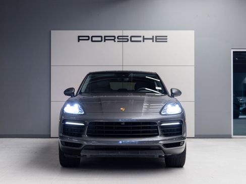 Certified 2021 Porsche Cayenne S image 10