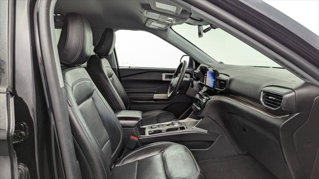 Used 2022 Ford Explorer Limited AWD/4WD image 24