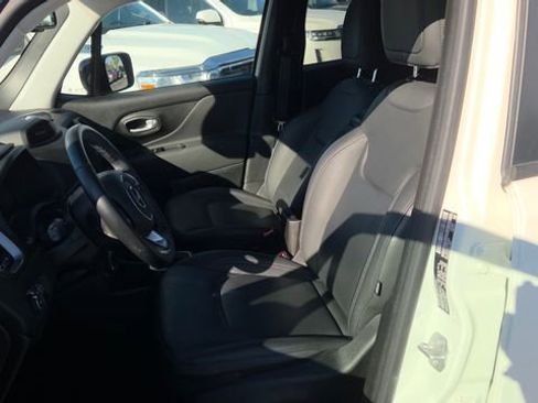 Used 2023 Jeep Renegade Limited AWD/4WD image 24