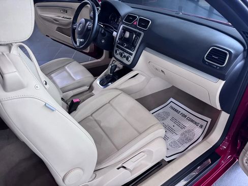 Used 2014 Volkswagen Eos Komfort image 11