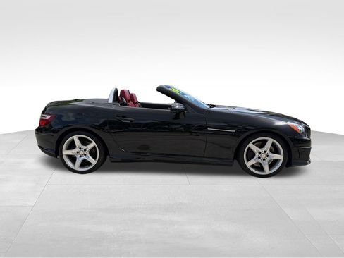 Used 2014 Mercedes-Benz SLK 350 image 8