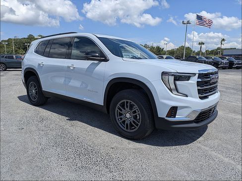 New 2026 GMC Acadia Elevation FWD image 2