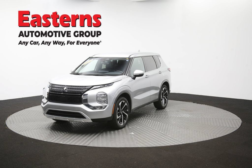 Used 2024 Mitsubishi Outlander SE FWD image 55