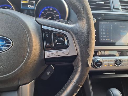 Used 2017 Subaru Outback 2.5i Touring image 11