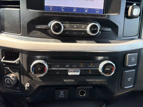 Used 2022 Ford F150 XL w/ Equipment Group 101A High AWD/4WD image 18