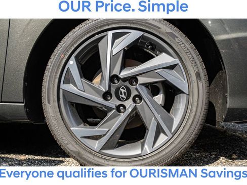 New 2025 Hyundai Elantra Limited image 13