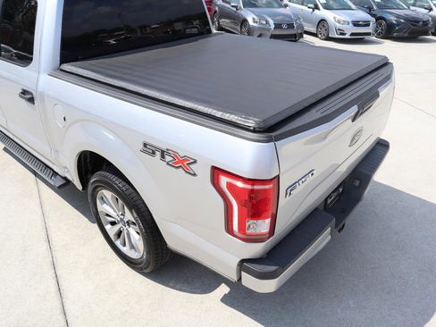 Used 2017 Ford F150 XL w/ Equipment Group 101A Mid RWD image 32