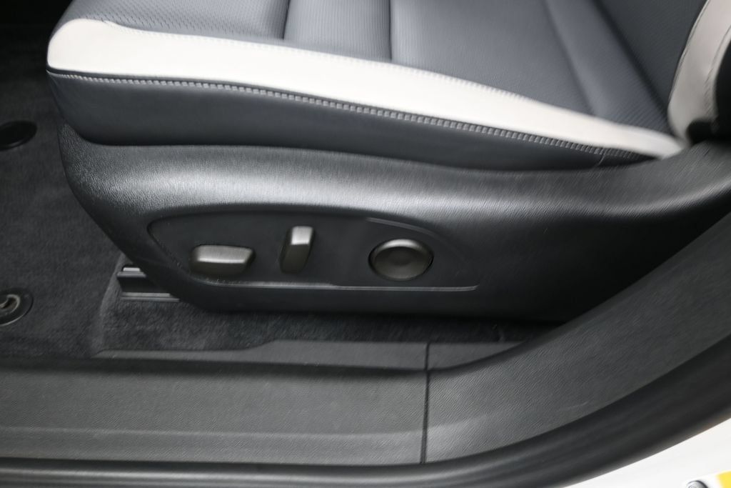 Used 2024 Honda Prologue Elite image 13