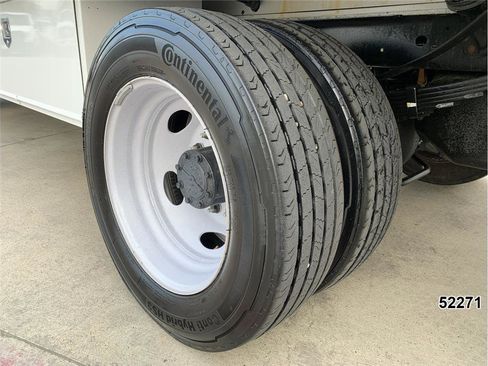 Used 2022 Ford F450 XL w/ Power Equipment Group image 18