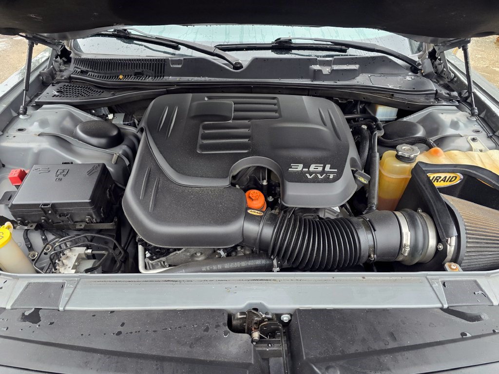 Used 2019 Dodge Challenger SXT w/ Blacktop Package RWD image 12