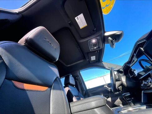 Used 2023 GMC Sierra 1500 AT4 w/ Technology Package image 22