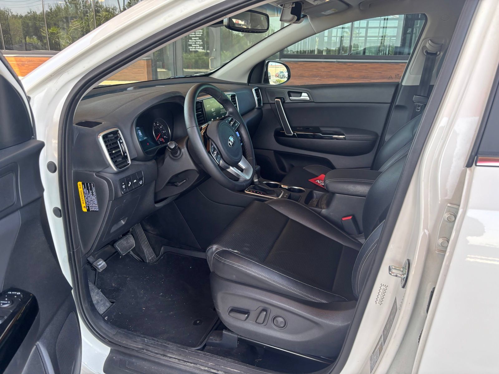 Used 2021 Kia Sportage EX FWD image 8