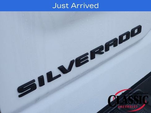 Used 2025 Chevrolet Silverado 1500 LT Trail Boss w/ Convenience Package II image 18