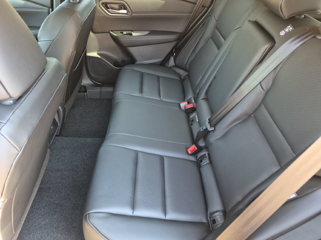 New 2026 Nissan Rogue Dark Armor FWD image 15