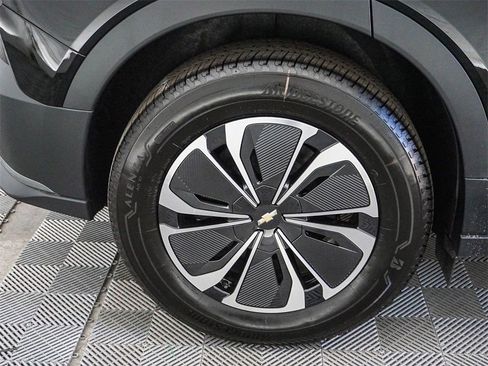 New 2026 Chevrolet Blazer EV LT image 10