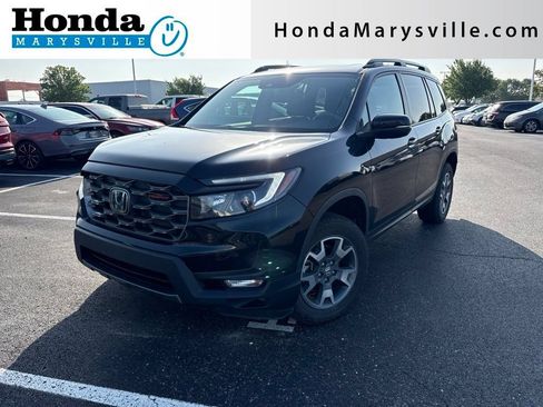 Used 2023 Honda Passport TrailSport image 1