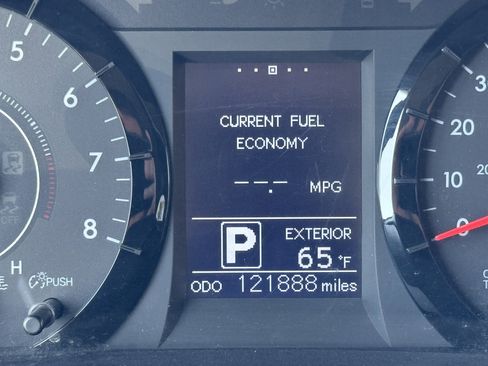 Used 2017 Toyota Sienna LE FWD image 23