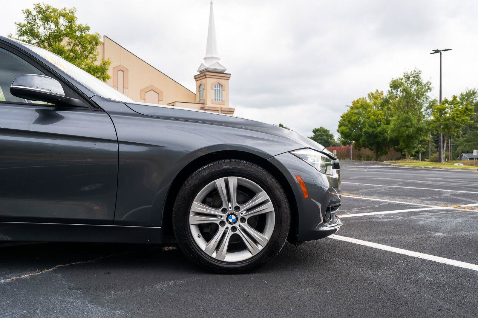 Used 2016 BMW 328i xDrive Sedan AWD/4WD image 12