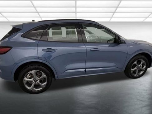 Certified 2023 Ford Escape ST-Line Select w/ Tech Pack #1 image 9