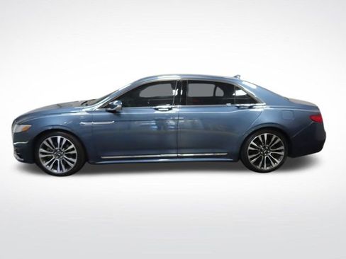 Used 2020 Lincoln Continental w/ Premium Package image 2