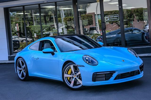 Used 2024 Porsche 911 Carrera S RWD image 2