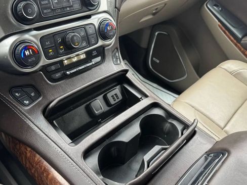 Used 2015 Chevrolet Tahoe LTZ AWD/4WD image 31