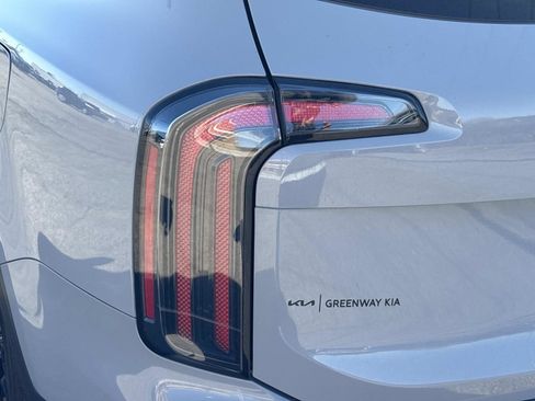Used 2024 Kia Telluride SX X-Pro image 11