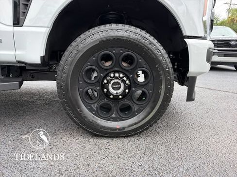 New 2026 Ford F250 Lariat w/ Black Appearance Package AWD/4WD image 32