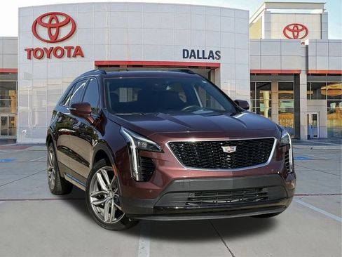 Used 2023 Cadillac XT4 Sport w/ Cold Weather Package FWD image 1