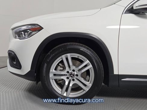 Used 2023 Mercedes-Benz GLA 250 4MATIC image 11