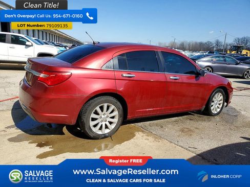 Used 2013 Chrysler 200 Limited FWD image 4